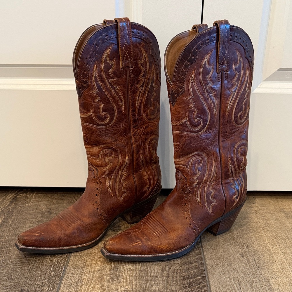Women’s Ariat Heritage Western Genuine Leather Classic Cowboy Boots
